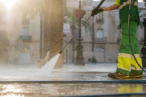 Best Warehouse Cleaning  in Ossian, IN